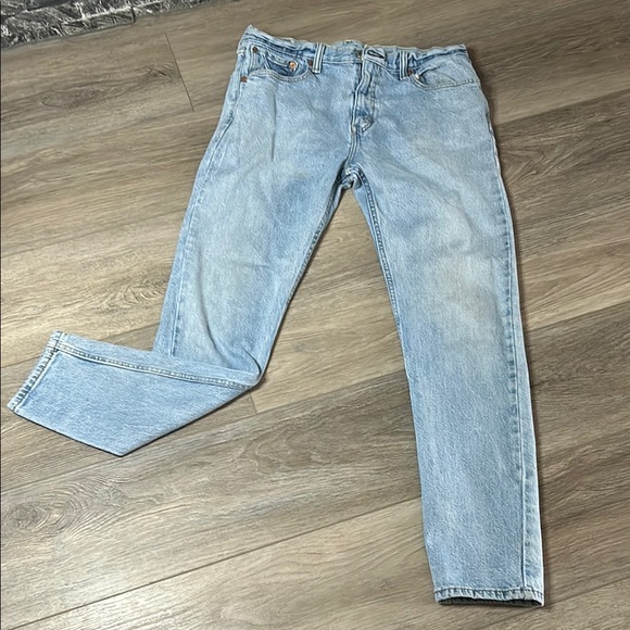 Levi's Other - Men’s 33 x 32 Levi's light Blue Slim Straight Jeans